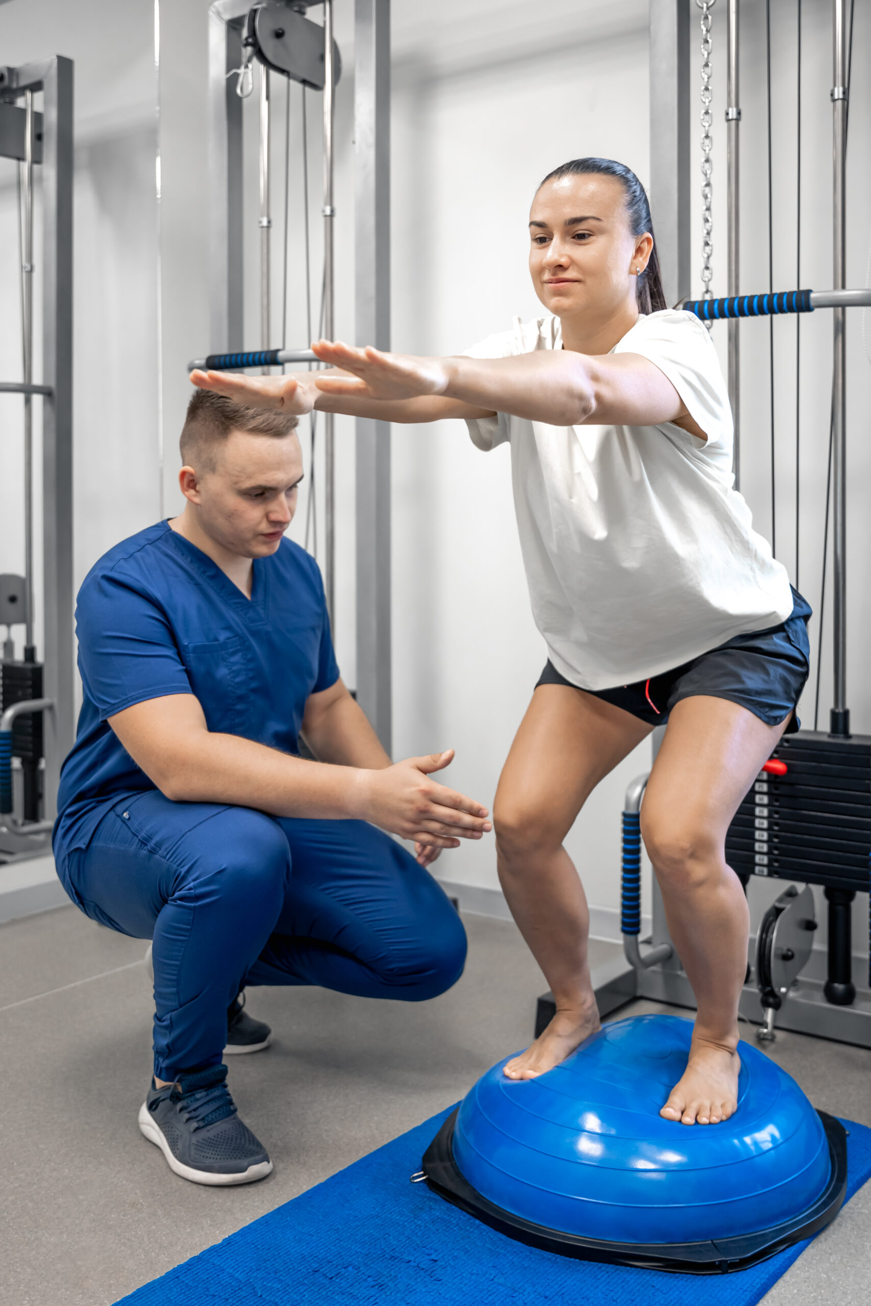 Kinetoterapie și recuperare medicală la Carol Clinic